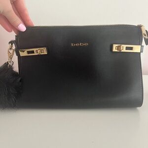 Guess black large wristlet